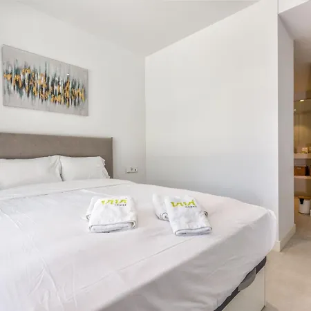 Vivi Homes - Cameron Pool, Patio, Garden & * Fuengirola