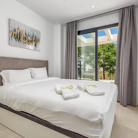 Vivi Homes - Cameron Pool, Patio, Garden & Lägenhet