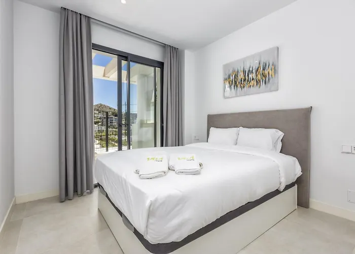 Vivi Homes - Cameron Pool, Patio, Garden&beach Fuengirola