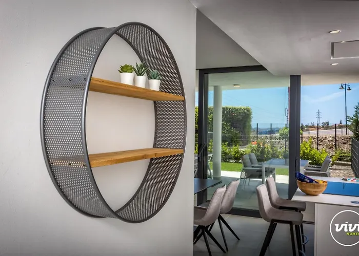 Vivi Homes - Cameron Pool, Patio, Garden & *