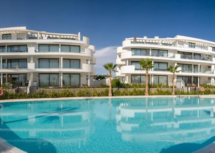 Vivi Homes - Cameron Pool, Patio, Garden & *